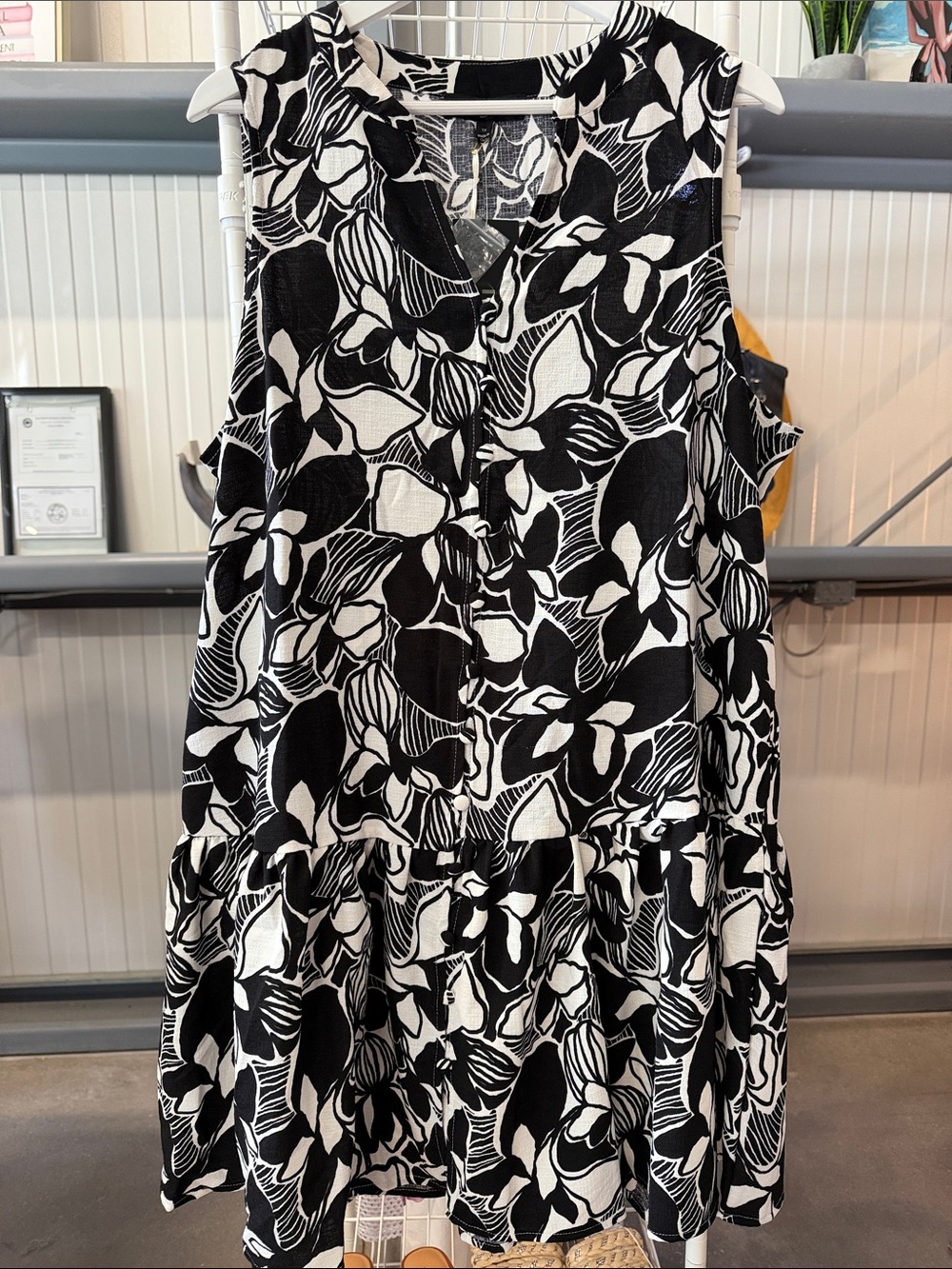 Fred David Black & White Floral Sleeveless Mini Dress